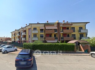 Appartamento in Vendita in Via Venezia a Colognola ai Colli