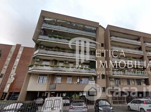 Appartamento in Vendita in Via Vincenzo Petra 9 a Roma