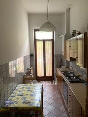 Appartamento in Vendita in Via Vittorio Locchi a Firenze