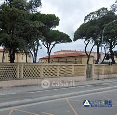 Appartamento in Vendita in Viale del Tirreno 76 a Pisa