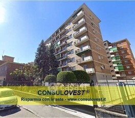 Appartamento in Vendita in Viale Mario Rapisardi 15 a Milano