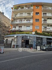 Attività/Licenza (con o senza mura) in Vendita in Via Torquato Tasso a Napoli