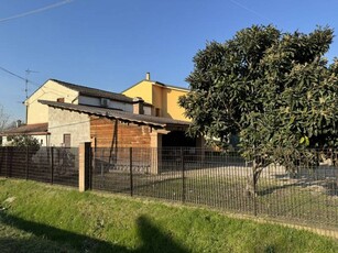 Casa Bi - Trifamiliare in Vendita a Borgo Veneto Saletto
