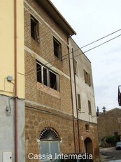 Casa Bi - Trifamiliare in Vendita a Castel Sant'Elia