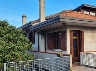 Casa Bi - Trifamiliare in Vendita a Castelfranco Veneto Salvatronda