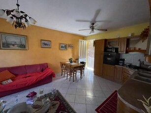 Casa Bi - Trifamiliare in Vendita a Lendinara