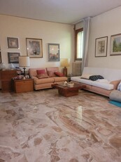 Casa Bi - Trifamiliare in Vendita a Padova Facciolati