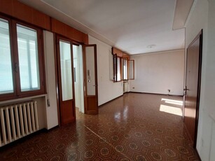 Casa Bi - Trifamiliare in Vendita a Piacenza d'Adige Piacenza d 'Adige - Centro