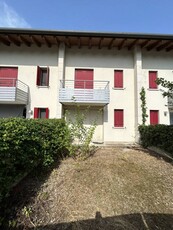 Casa Bi - Trifamiliare in Vendita a Salzano Salzano - Centro