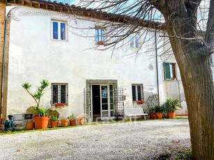 Casa Bi/Trifamiliare in Vendita in a Casciana Terme Lari