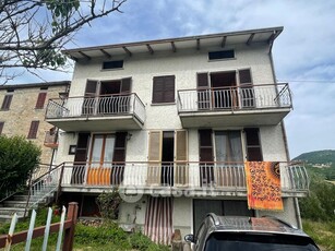 Casa Bi/Trifamiliare in Vendita in Località Rovina a Bore