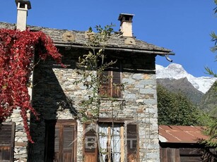 Casa indipendente in Vendita a Alagna Valsesia Alagna Valsesia