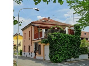 Casa indipendente in vendita a Bistagno