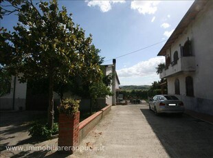 Casa indipendente in Vendita a Foiano della Chiana Foiano della Chiana