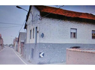 Casa indipendente in vendita a Mazzè, Frazione Tonengo