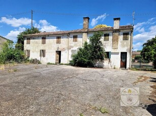 Casa indipendente in Vendita a Megliadino San Vitale Megliadino San Vitale