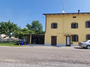 Casa indipendente in Vendita a Novi di Modena Rovereto