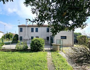 Casa Indipendente in Vendita ad Vighizzolo D`este - 70000 Euro