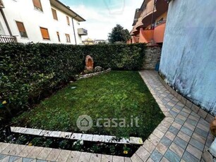 Casa indipendente in Vendita in Via Guglielmo Marconi a Nogarole Rocca