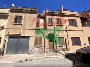 Casa indipendente in Vendita in Via San Domenico a Cinisi