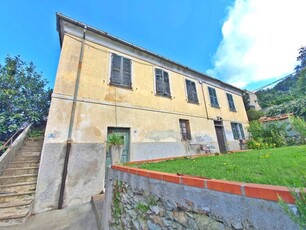 Casa semindipendente a Calice Ligure, località Carbuta
