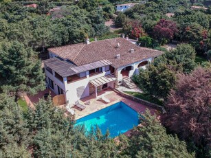 Casa a Notteri con piscina, terrazza e barbecue