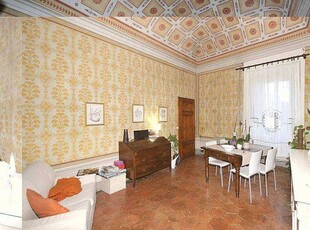 Edificio-Stabile-Palazzo in Vendita ad Volterra - 590000 Euro