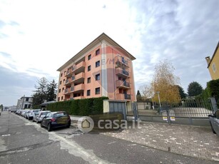 Garage/Posto auto in Vendita in a Abbiategrasso