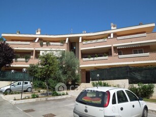 Garage/Posto auto in Vendita in a Roma