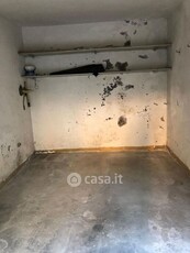 Garage/Posto auto in Vendita in Via Carlo Passaglia a Roma