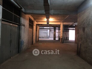 Garage/Posto auto in Vendita in Via del Casale Agostinelli a Roma