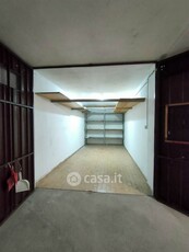 Garage/Posto auto in Vendita in Via Eleonora Duse 22 a Verona