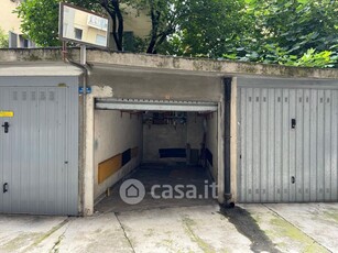 Garage/Posto auto in Vendita in Via Ettore Troilo 4 a Milano