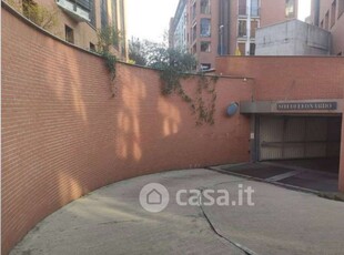 Garage/Posto auto in Vendita in Via Filippo Argelati a Milano