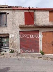 Garage/Posto auto in Vendita in Via Francesco Crispi a Baucina