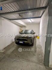 Garage/Posto auto in Vendita in Via Giovanni Battista Piranesi 35 a Milano