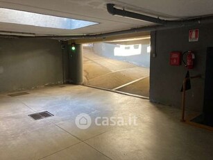 Garage/Posto auto in Vendita in Via Goito a Cesano Maderno