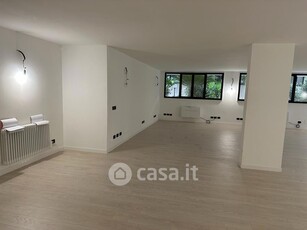 Loft in Vendita in Via Vallombrosa a Roma