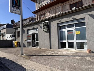 Magazzino - Deposito in Vendita a Ancona Barraccola