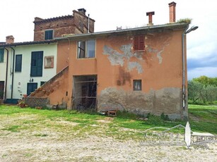 Magazzino - Deposito in Vendita a Castiglione del Lago Castiglione del Lago