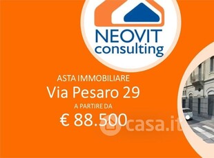Negozio/Locale commerciale in Vendita in Via Pesaro 29 a Torino