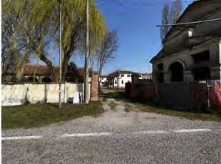 Palazzo - Stabile in Vendita a Roncoferraro Casale