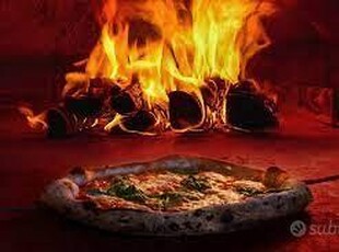 Pizzeria forno a legna