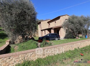 Rustico/Casale in Vendita in a Volterra