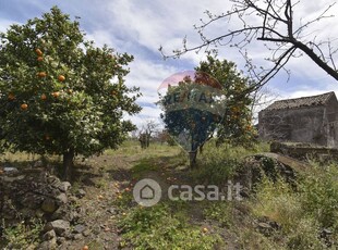 Rustico/Casale in Vendita in Via Fossa Lupo 9 a Aci Sant'Antonio