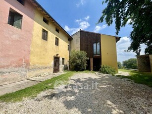 Rustico/Casale in Vendita in Via Ziggiotti 34 a Montecchio Maggiore