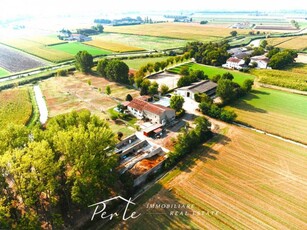 Rustico in Vendita a Curtatone Ponteventuno