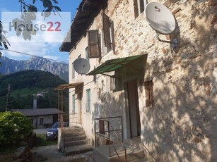 Rustico in Vendita a Valli del Pasubio Valli del Pasubio