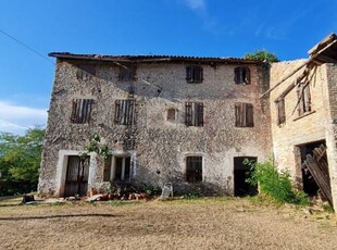 Rustico in Vendita a Volpago del Montello