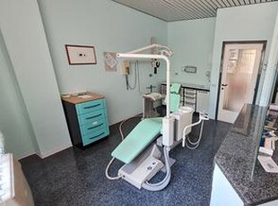Studio dentistico attrezzato